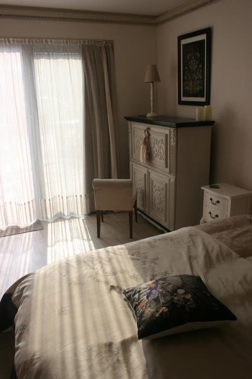 Bondues Guesthouse Kathome חדר תמונה